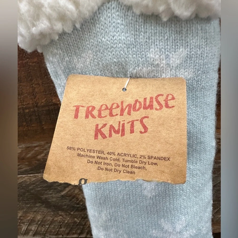 NWT Treehouse Penguin Sherpa Lined Shoe Size 5-10 Lounge Socks | SKU 1001
